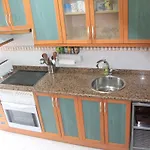Cangas, Céntrico Apartamento