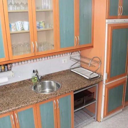 Tino, Centrico Apartman *